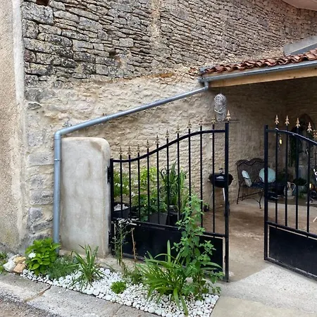 度假居 La Cour Blanche Verteuil-sur-Charente