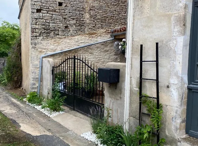 La Cour Blanche * Verteuil-sur-Charente