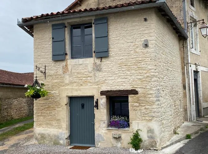 La Cour Blanche * Verteuil-sur-Charente