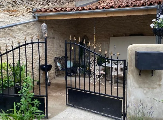 Сasa de vacaciones La Cour Blanche *