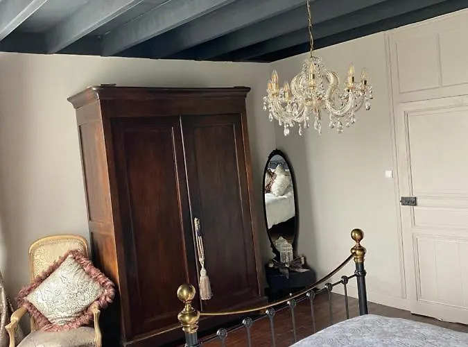 La Cour Blanche Tatil Evi